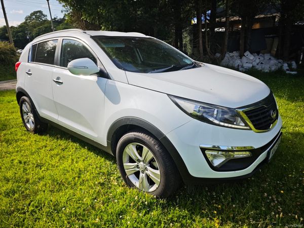 Kia Sportage SUV, Diesel, 2014, White