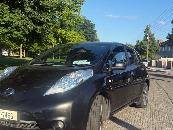 Nissan Leaf Hatchback, Electric, 2015, Black