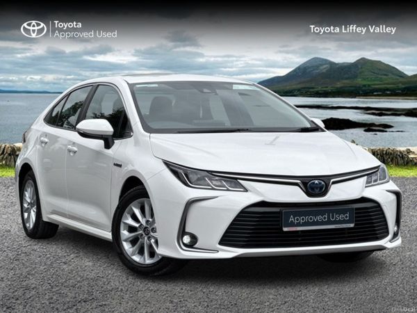 Toyota Corolla Saloon, Petrol Hybrid, 2022, White