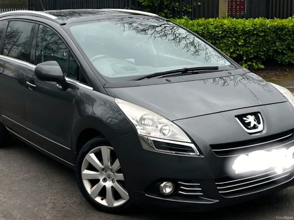 Peugeot 5008 MPV, Diesel, 2012, Grey