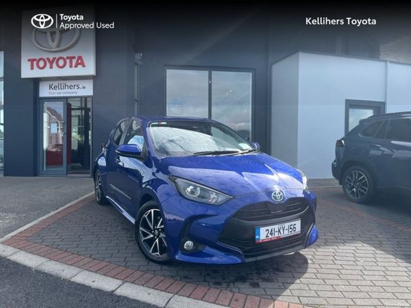 Toyota Yaris Hatchback, Petrol Hybrid, 2024, Blue