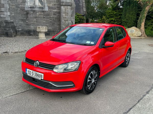 Volkswagen Polo Hatchback, Petrol, 2015, Red