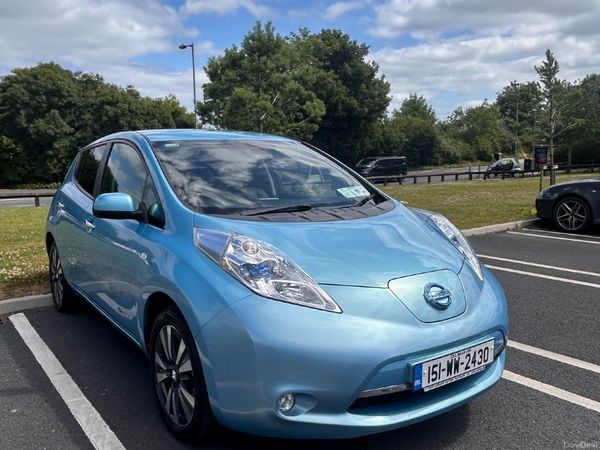 Nissan Leaf Hatchback, Electric, 2015, Blue