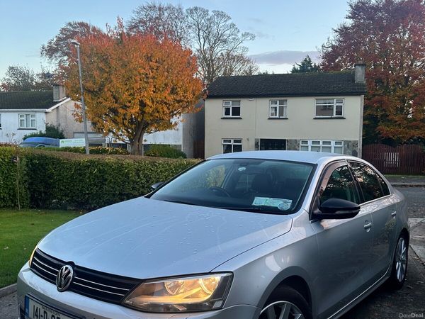 Volkswagen Jetta Saloon, Diesel, 2014, Silver