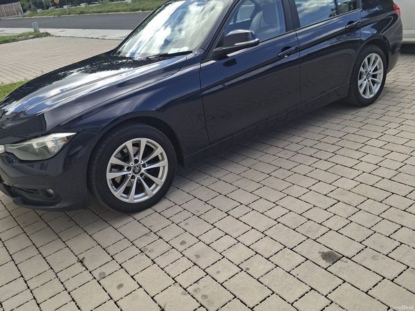 BMW 3-Series Saloon, Diesel, 2016, Blue