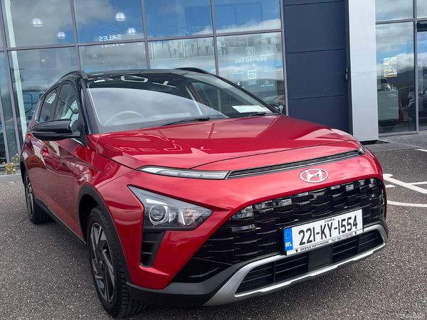 Hyundai Bayon Estate/Jeep, Petrol, 2022, Red