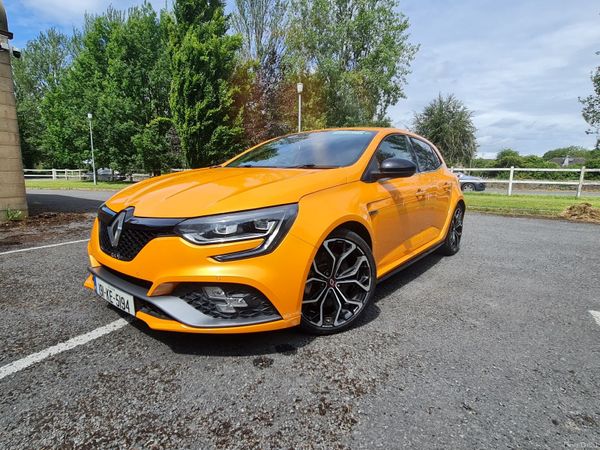 Renault Megane Hatchback, Petrol, 2019, Orange