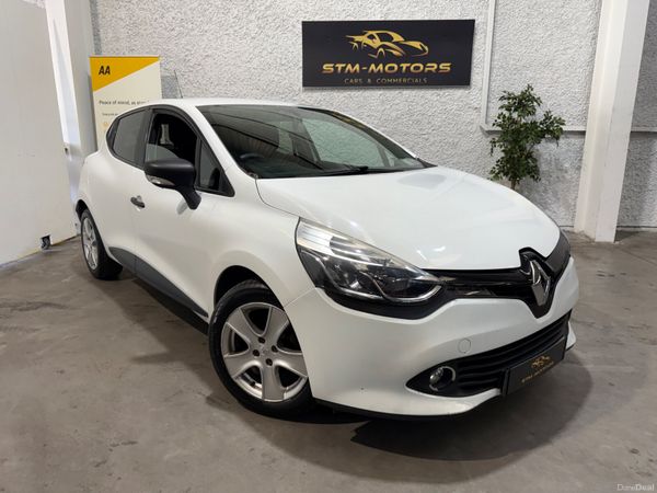Renault Clio Hatchback, Petrol, 2014, White