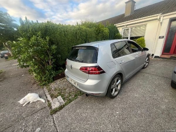 Volkswagen Golf Hatchback, Petrol, 2015, Silver