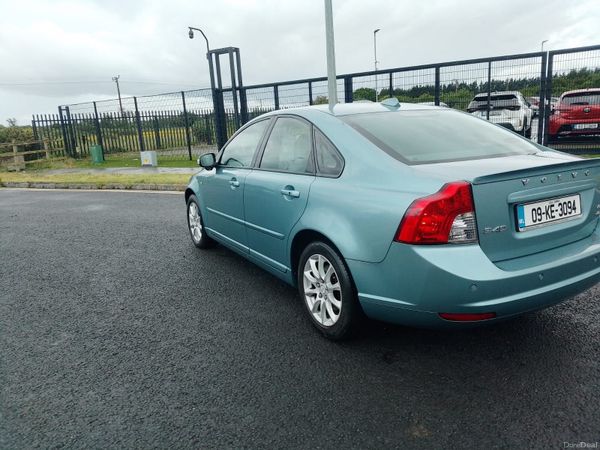 Volvo S40 Saloon, Diesel, 2009, Blue