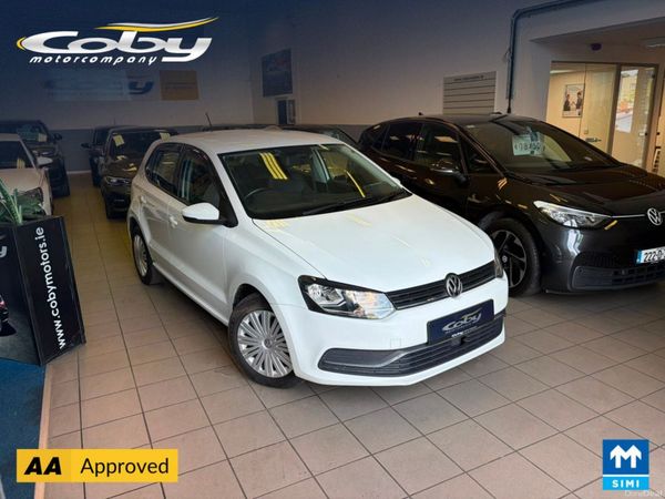 Volkswagen Polo Hatchback, Petrol, 2015, White