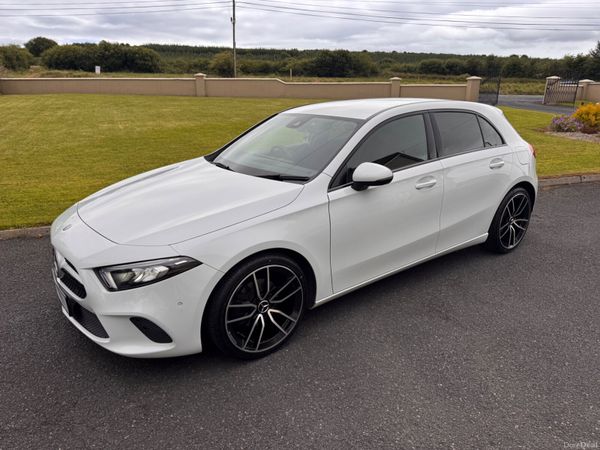 Mercedes-Benz A-Class Hatchback, Diesel, 2019, White