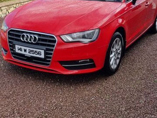 Audi A3 Hatchback, Diesel, 2014, Red