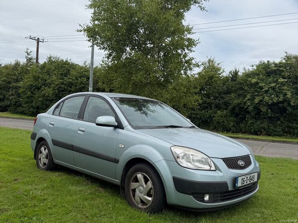 Kia Rio Saloon, Petrol, 2006, Silver