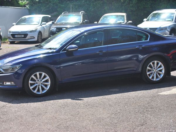 Volkswagen Passat Saloon, Diesel, 2019, Blue