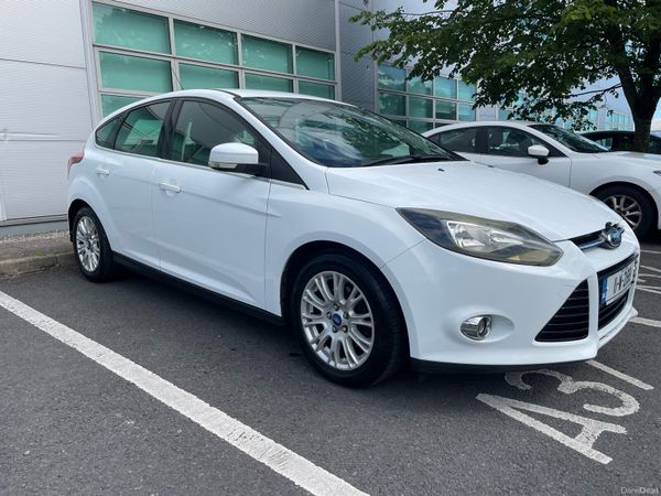 Ford Focus Hatchback, Diesel, 2011, White