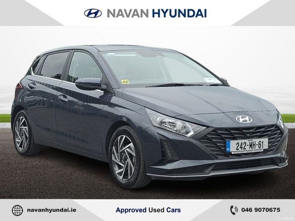 Hyundai i20 Hatchback, Petrol, 2024, Grey