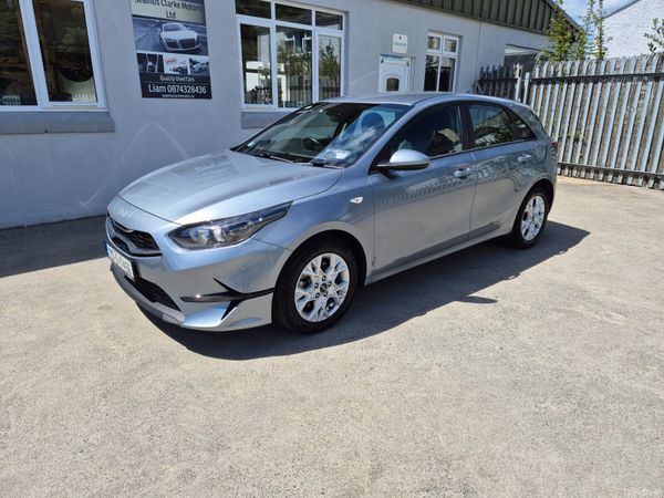Kia Ceed Hatchback, Diesel Hybrid, 2023, Grey