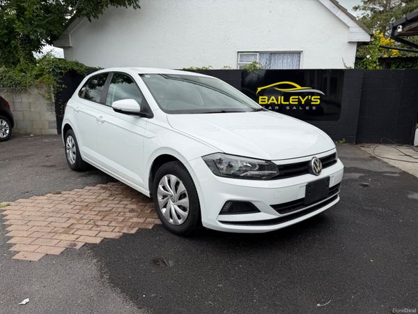 Volkswagen Polo Hatchback, Petrol, 2019, White