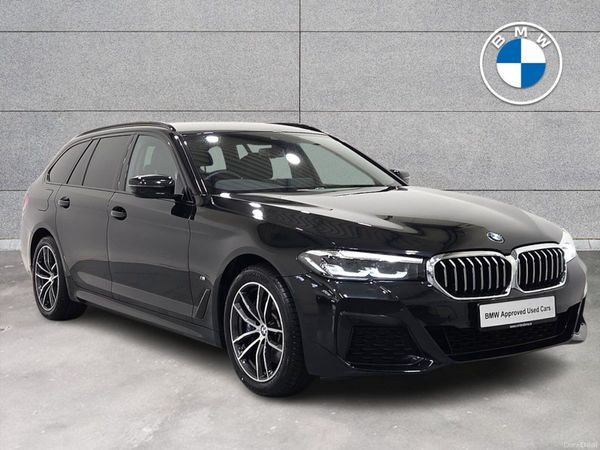 BMW 5-Series Estate, Petrol Plug-in Hybrid, 2021, Black