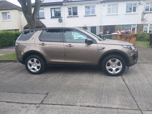 Land Rover Discovery Sport SUV, Diesel, 2016, Gold