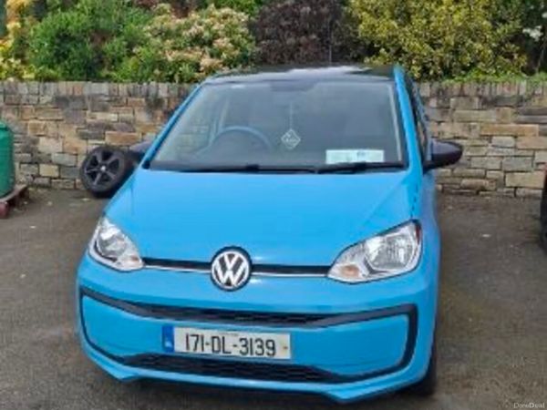 Volkswagen up! Hatchback, Petrol, 2017, Blue