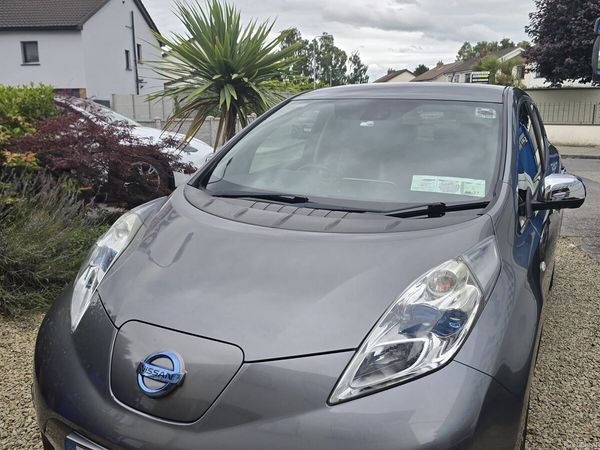 Nissan Leaf Hatchback, Electric, 2014, Grey