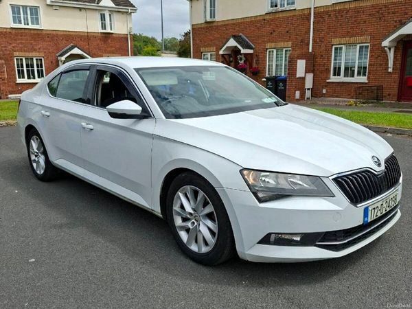Skoda Superb Hatchback, Diesel, 2017, White