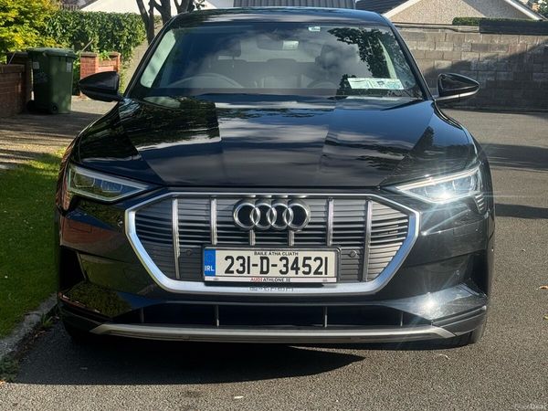 Audi e-tron Estate/Jeep, Electric, 2023, Black
