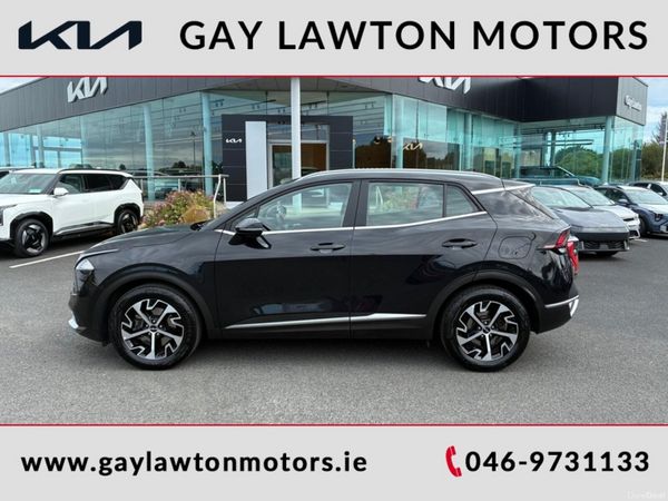 Kia Sportage MPV, Diesel, 2022, Black