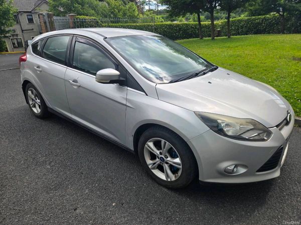 Ford Focus Hatchback, Diesel, 2012, Silver