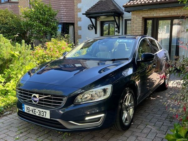 Volvo S60 Saloon, Diesel, 2015, Blue
