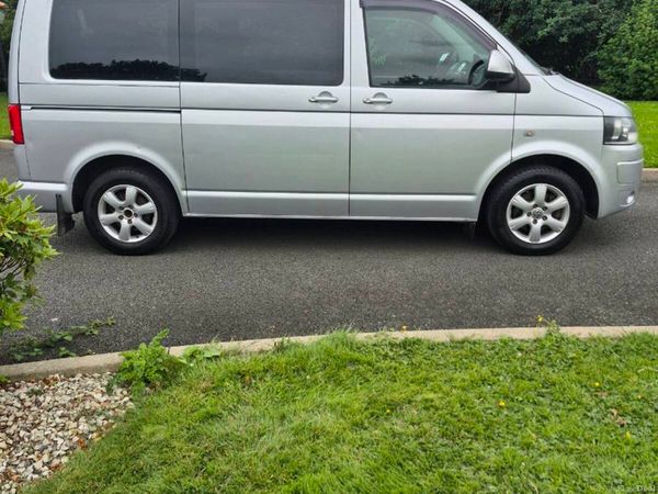 Volkswagen Shuttle MPV, Diesel, 2014, Silver