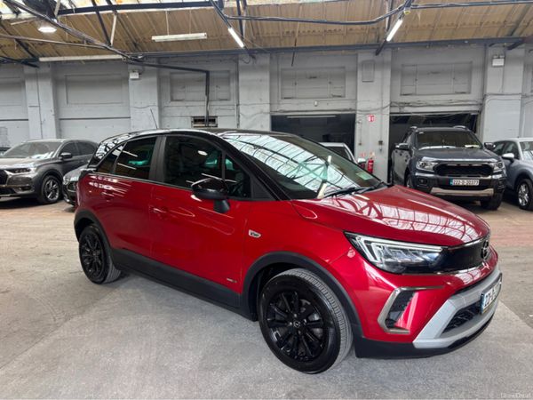 Opel Crossland X MPV, Petrol, 2022, Red