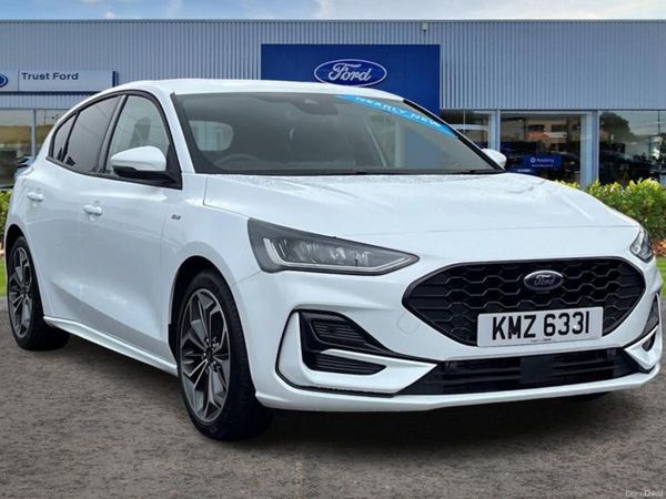 Ford Focus Hatchback, Petrol, 2026, White