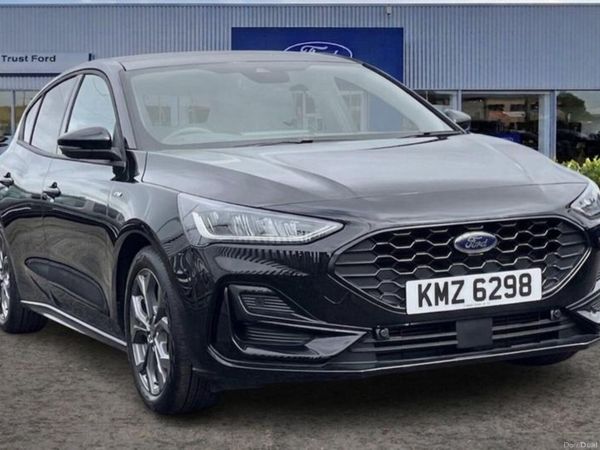 Ford Focus Hatchback, Petrol, 2026, Black