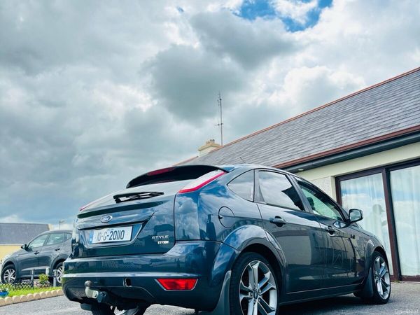 Ford Focus Hatchback, Diesel, 2010, Grey
