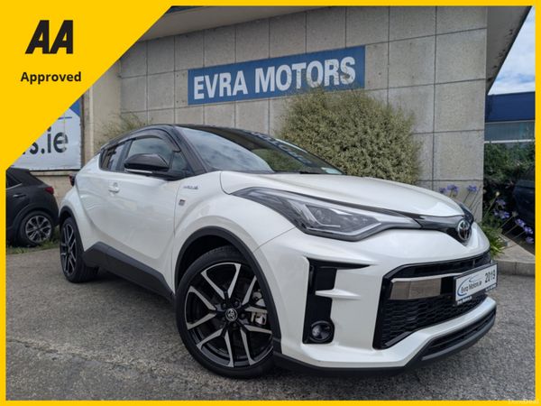 Toyota C-HR SUV, Petrol Hybrid, 2019, White