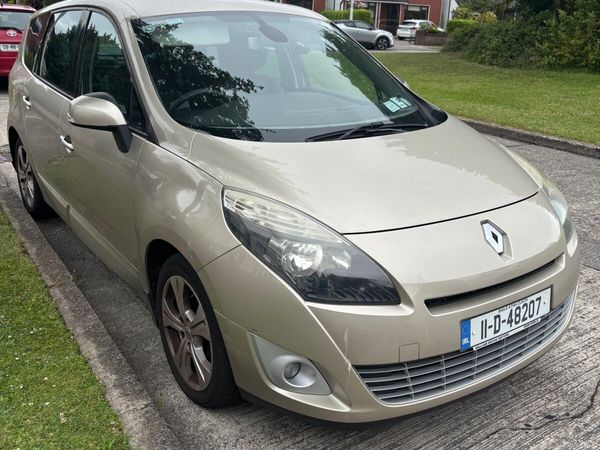 Renault Grand Scenic MPV, Diesel, 2011, Gold