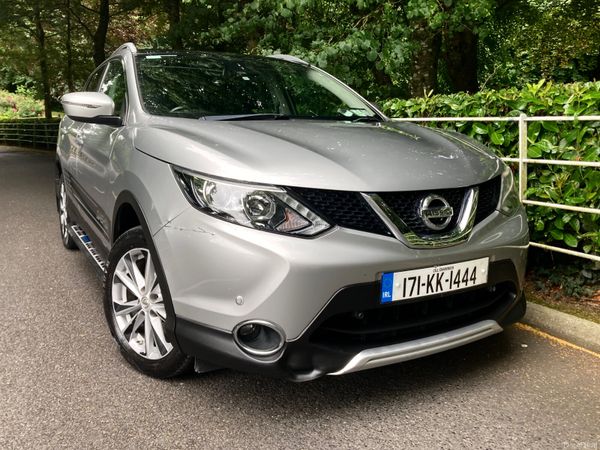 Nissan Qashqai SUV, Diesel, 2017, Grey