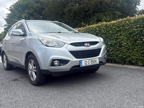 Hyundai ix35 SUV, Diesel, 2012, Silver