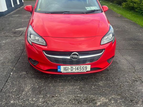 Opel Corsa Hatchback, Petrol, 2016, Red