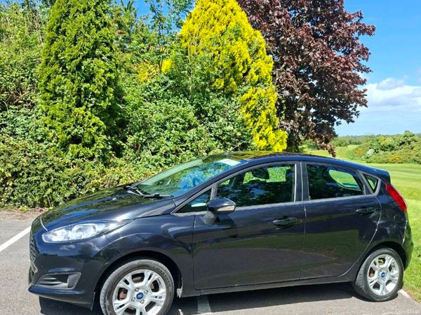 Ford Fiesta Hatchback, Petrol, 2013, Black