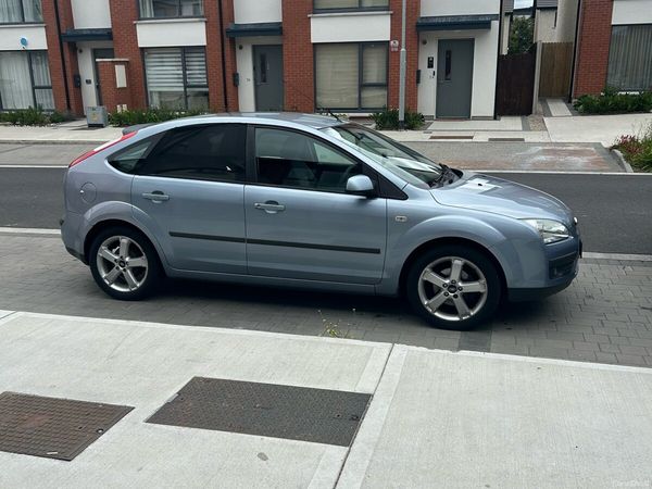 Ford Focus Hatchback, Petrol, 2007, Blue