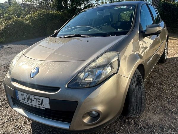 Renault Clio Hatchback, Diesel, 2010, Beige