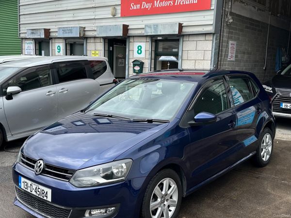 Volkswagen Polo Hatchback, Petrol, 2013, Blue