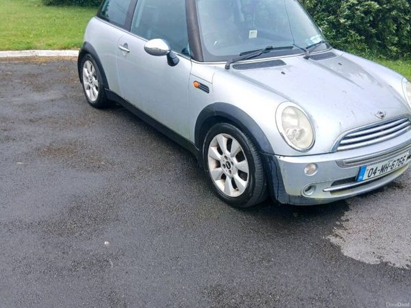 Mini Cooper Hatchback, Petrol, 2004, Silver