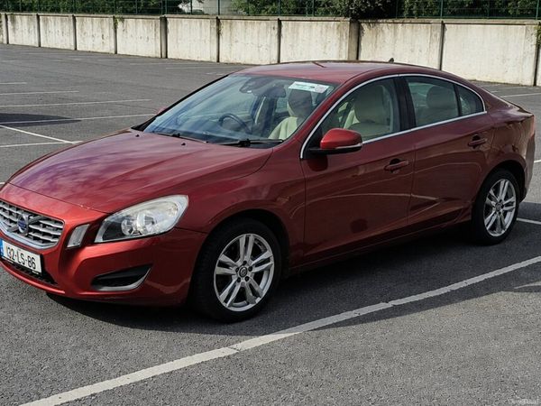 Volvo S60 Saloon, Diesel, 2013, Red