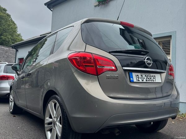 Opel Meriva MPV, Petrol, 2012, Brown