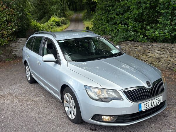 Skoda Superb Estate, Diesel, 2013, Silver